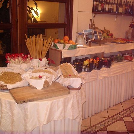 Hotel Tirreno Sapri Buitenkant foto