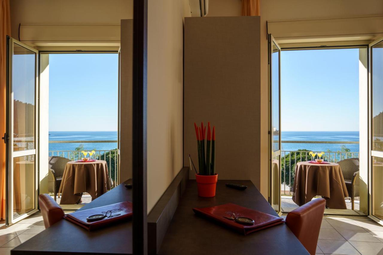 Hotel Tirreno Sapri Buitenkant foto