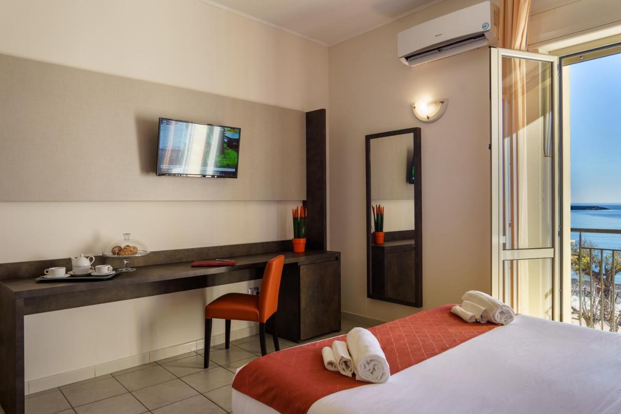 Hotel Tirreno Sapri Buitenkant foto