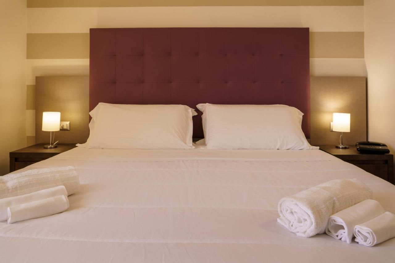 Hotel Tirreno Sapri Buitenkant foto