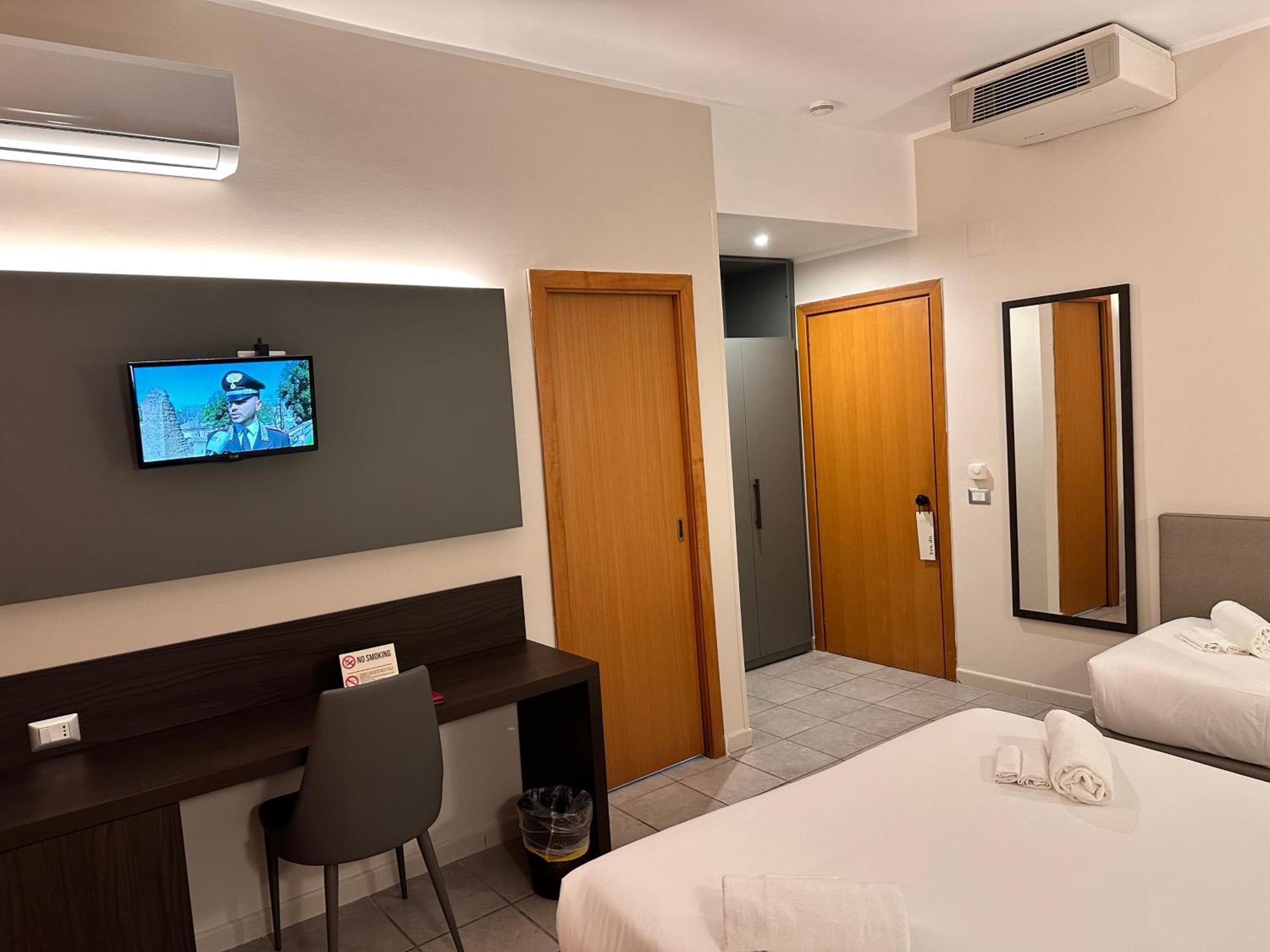Hotel Tirreno Sapri Buitenkant foto