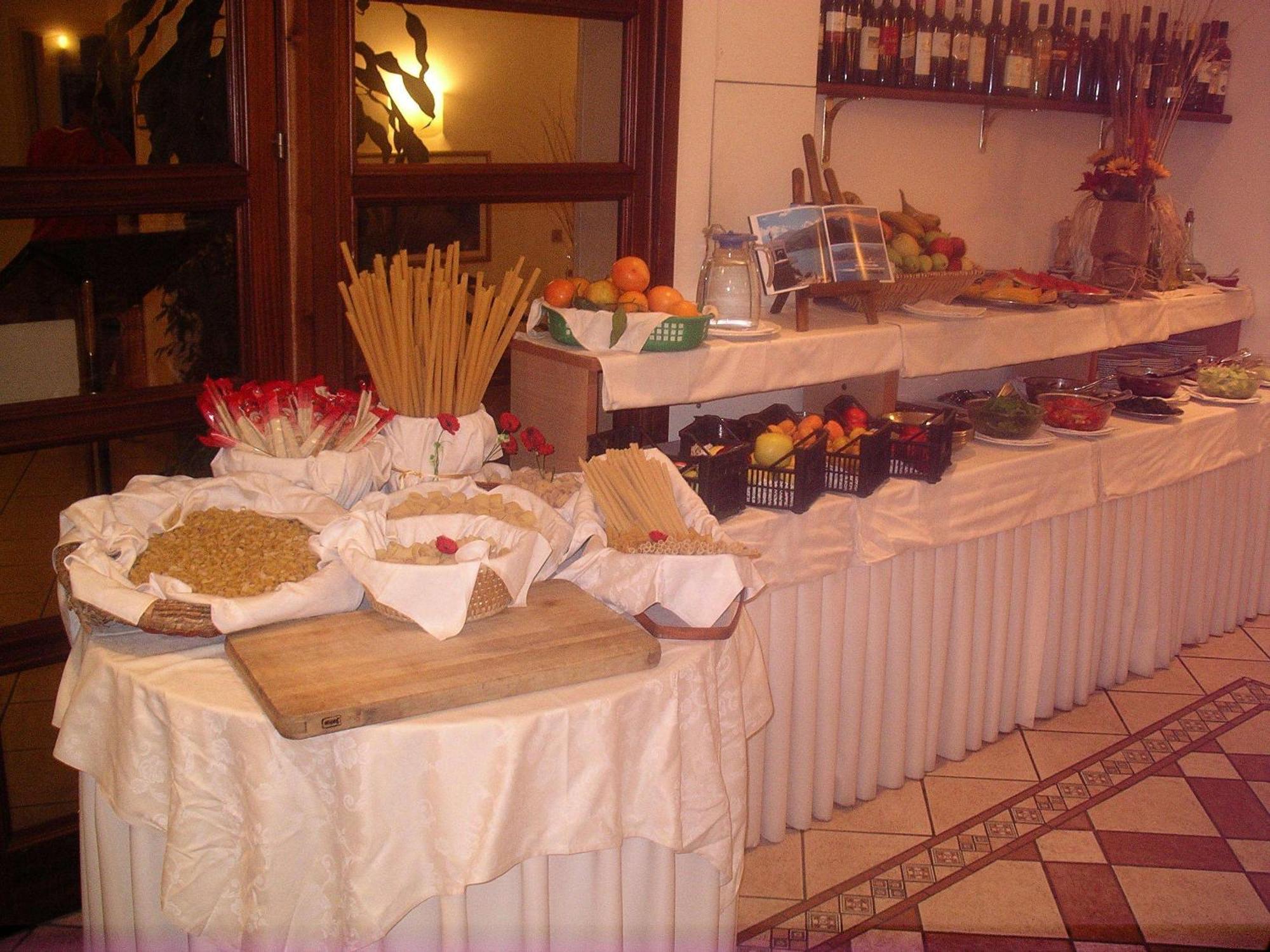 Hotel Tirreno Sapri Buitenkant foto