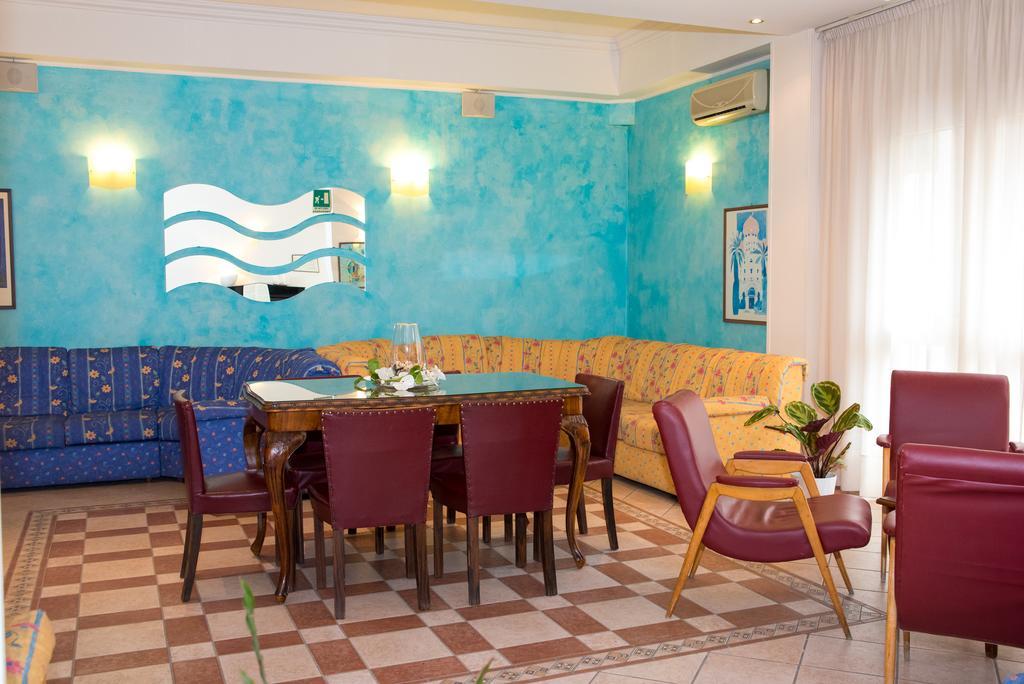 Hotel Tirreno Sapri Buitenkant foto