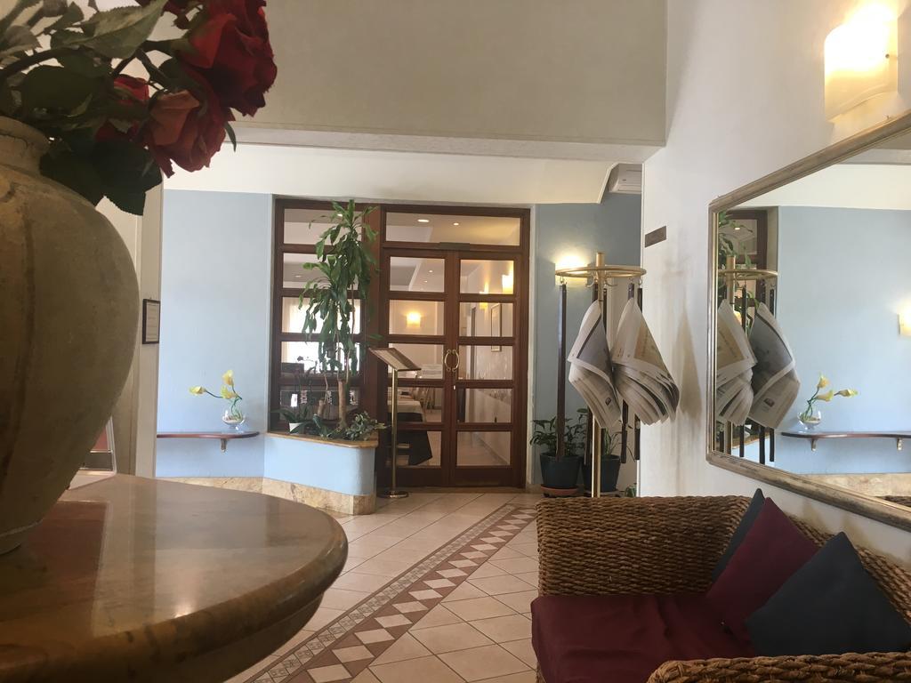 Hotel Tirreno Sapri Buitenkant foto